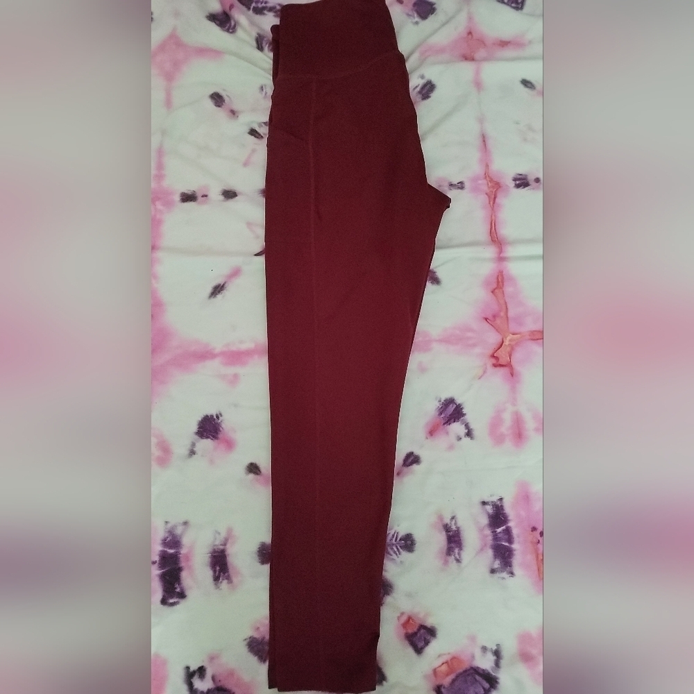 Ideology Solid Burgundy Pocketed Yoga Pants
